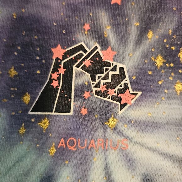 Cosmic Astrology Themed Graphic Tee - Junior Size 3/5 (S) - Picture 11 of 16